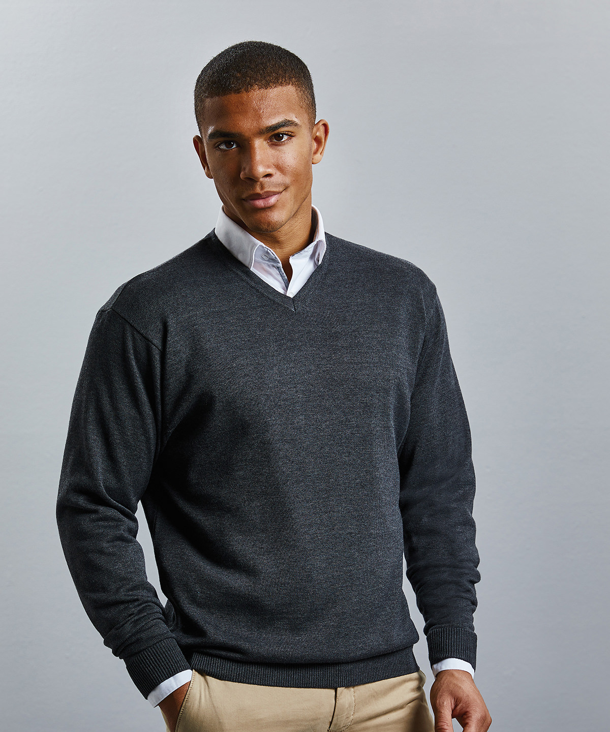 Russell Mens V-neck knitted sweater