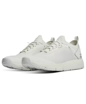 Water-Ready Deck Shoes for Yacht Crew