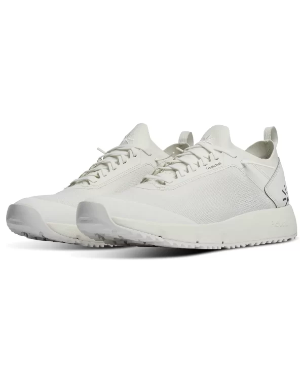 Water-Ready Deck Shoes for Yacht Crew